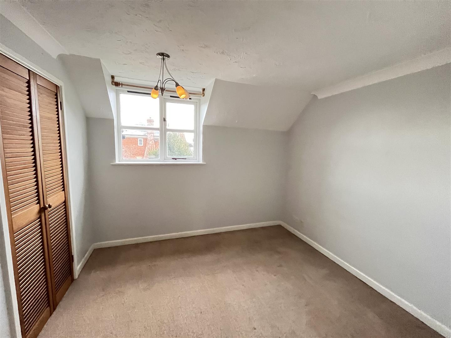 Tunstall property photo